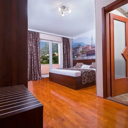 Art Макарска