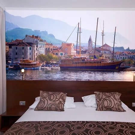 Art * Макарска